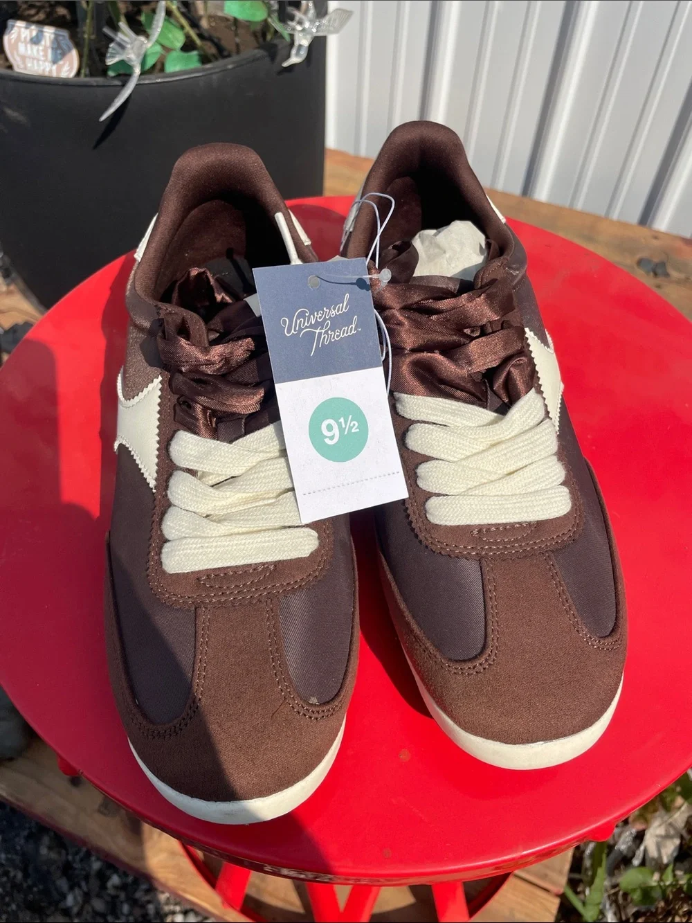 Universal Thread Brown and White Retro Runner Sneakers